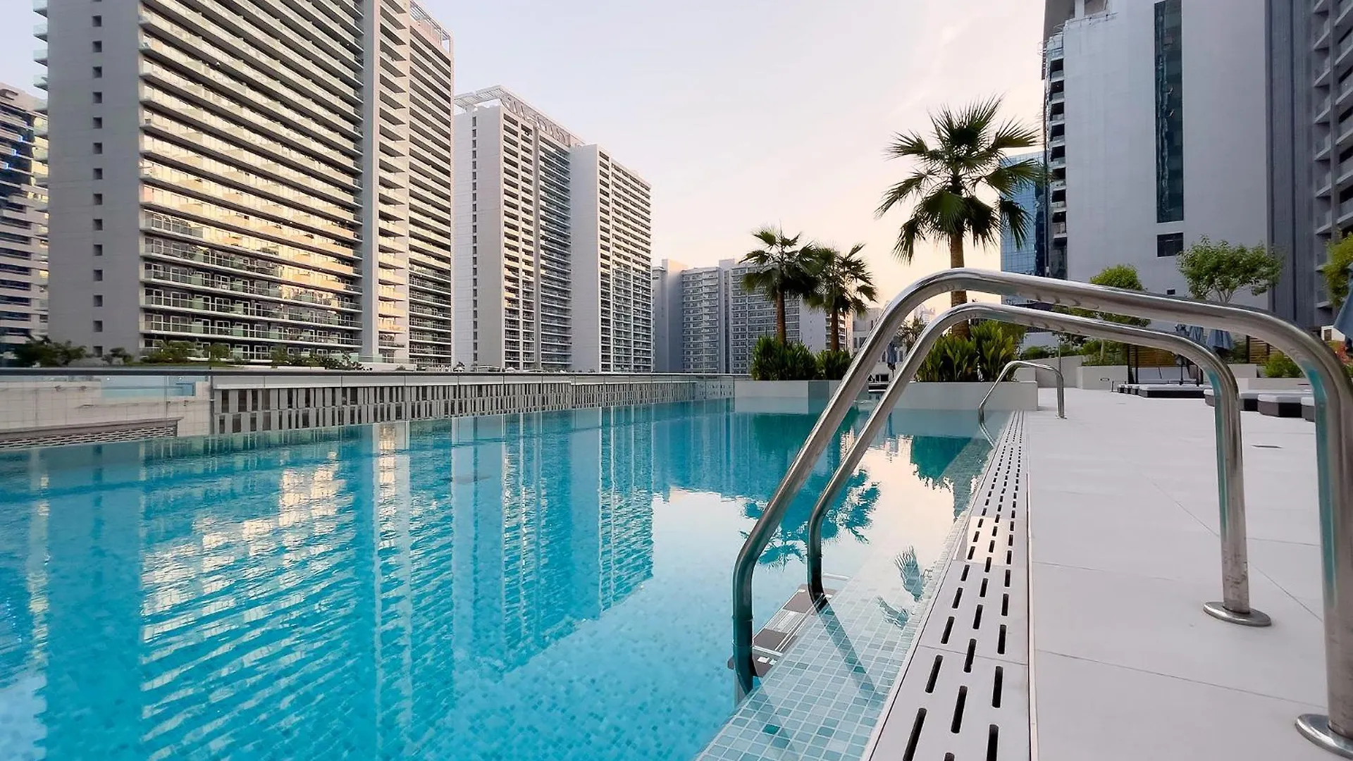 Apartment Downtown Studio Sterling West Dubai United Arab Emirates